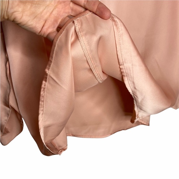 NWOT Ellos Peach Satin Notch Keyhole Neck Bell Tulip Sleeve Blouse - Picture 6 of 11